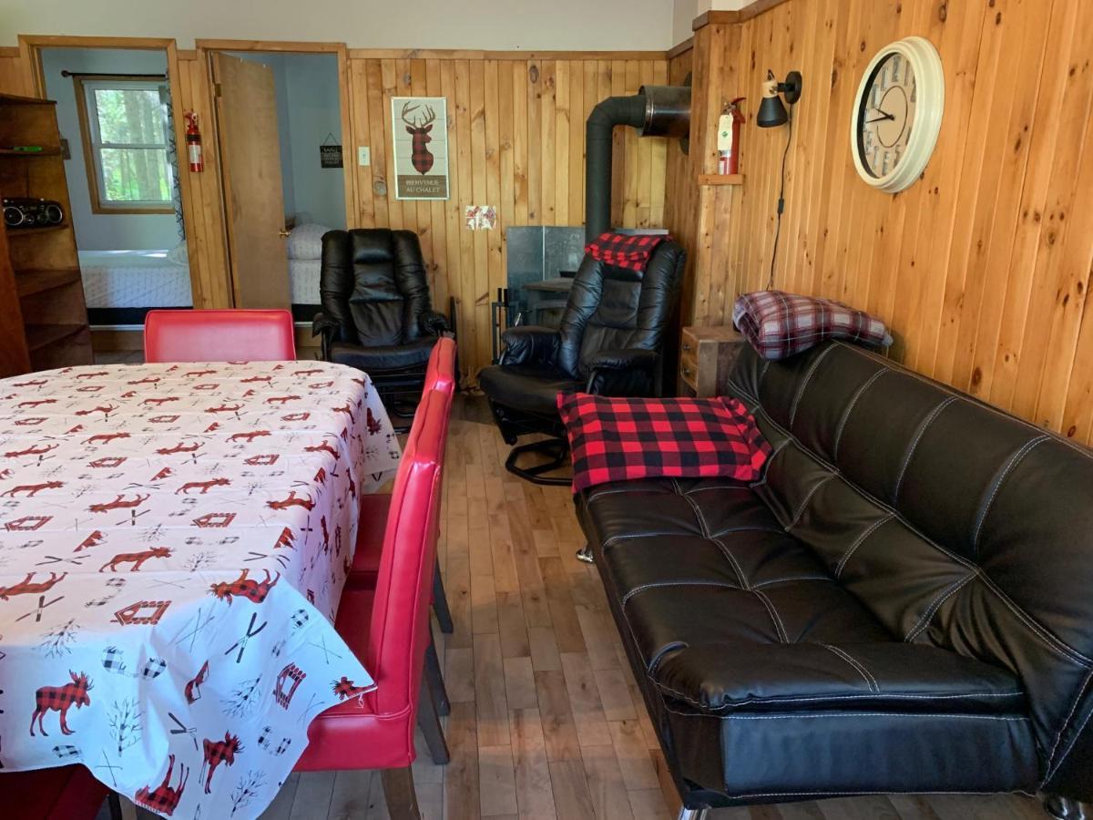 Camping Chalets Spas Pignons Rouges Saint Romain Εξωτερικό φωτογραφία