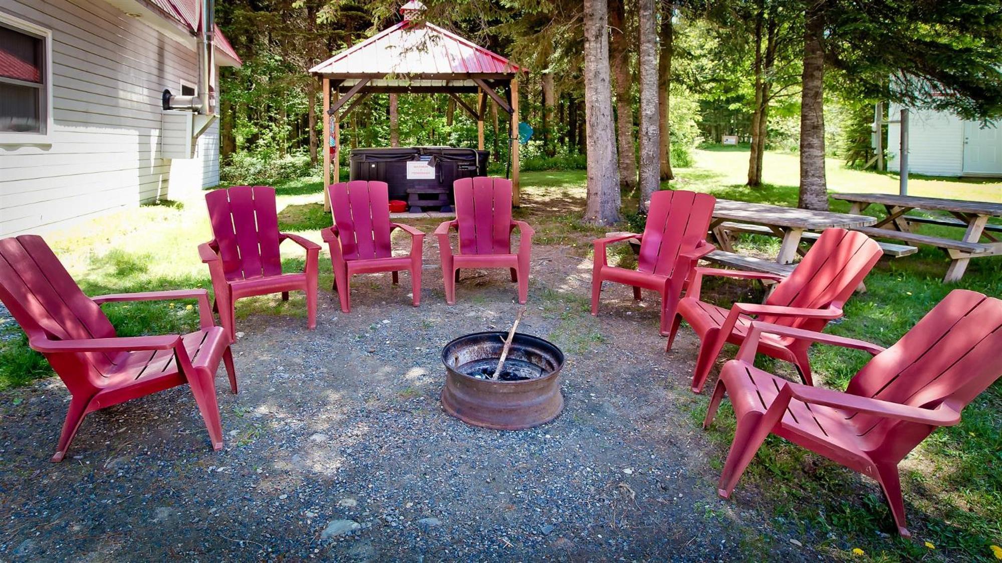 Camping Chalets Spas Pignons Rouges Saint Romain Εξωτερικό φωτογραφία