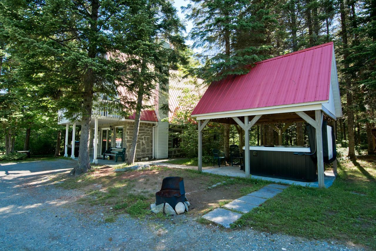 Camping Chalets Spas Pignons Rouges Saint Romain Εξωτερικό φωτογραφία